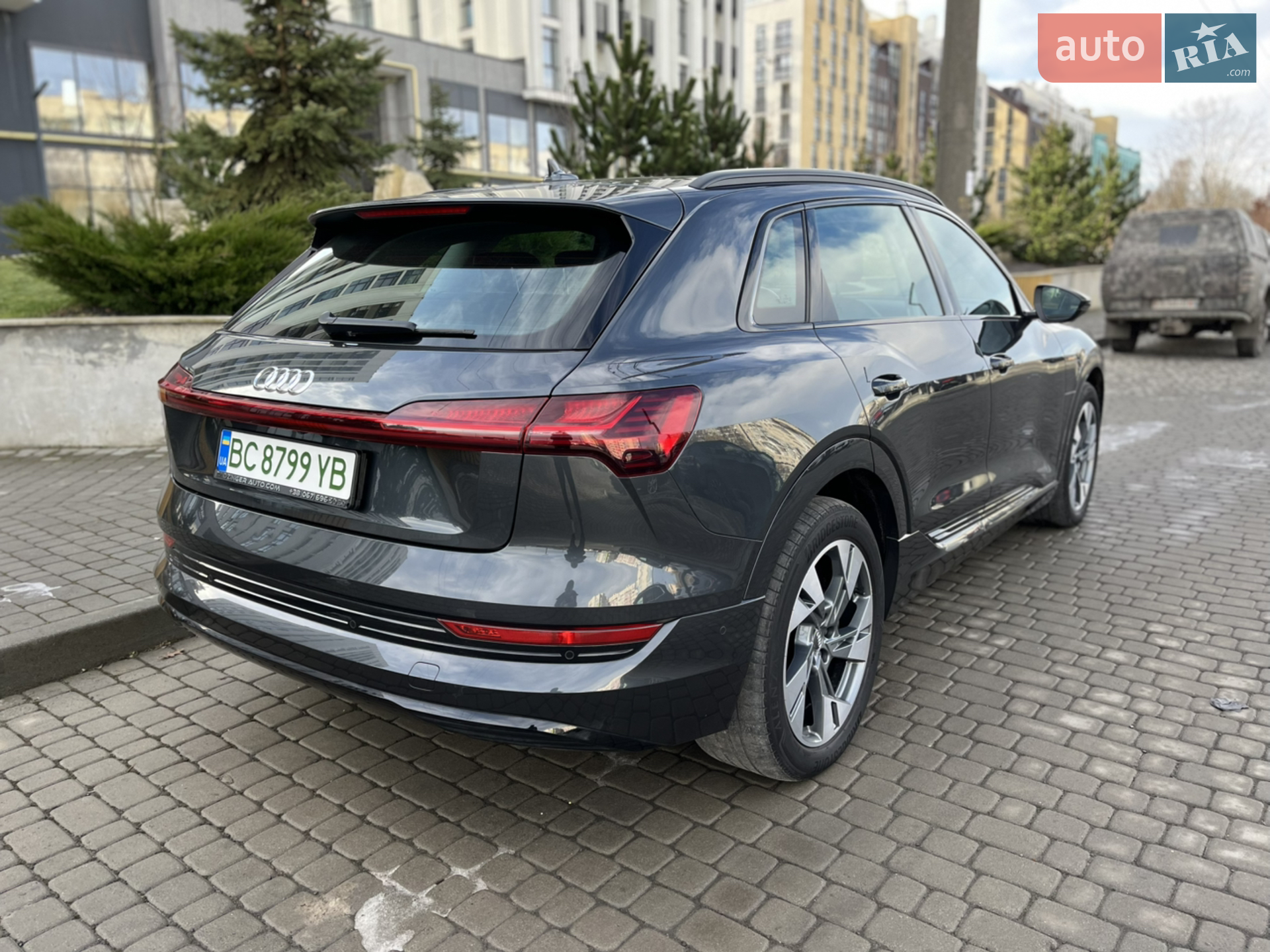 2020 Audi e-tron - мініатюра 189