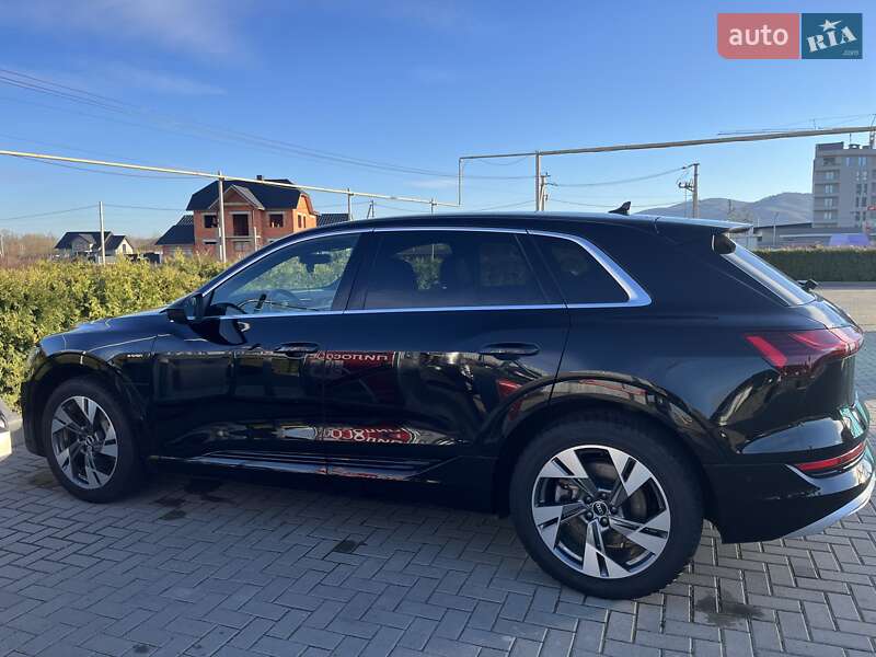 Внедорожник / Кроссовер Audi e-tron 2020 в Хусте