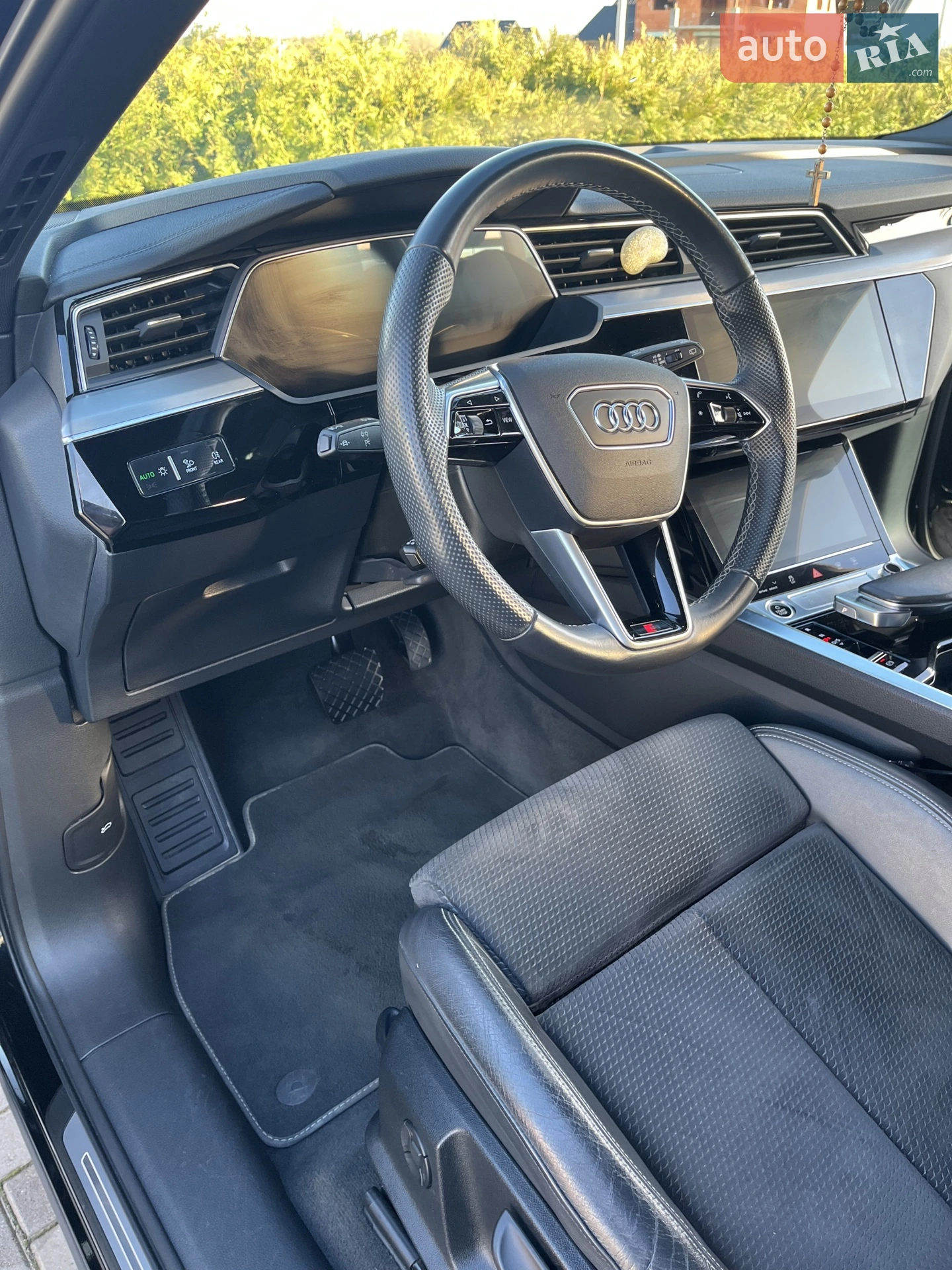 2020 Audi e-tron - мініатюра 6