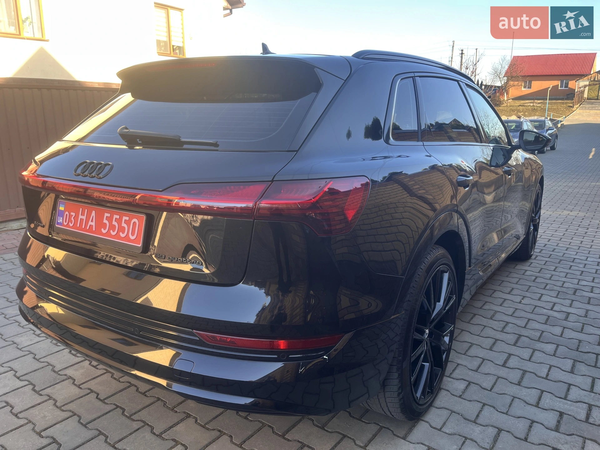 2019 Audi e-tron - мініатюра 7