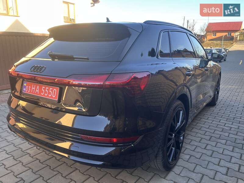 Позашляховик / Кросовер Audi e-tron 2020 в Луцьку