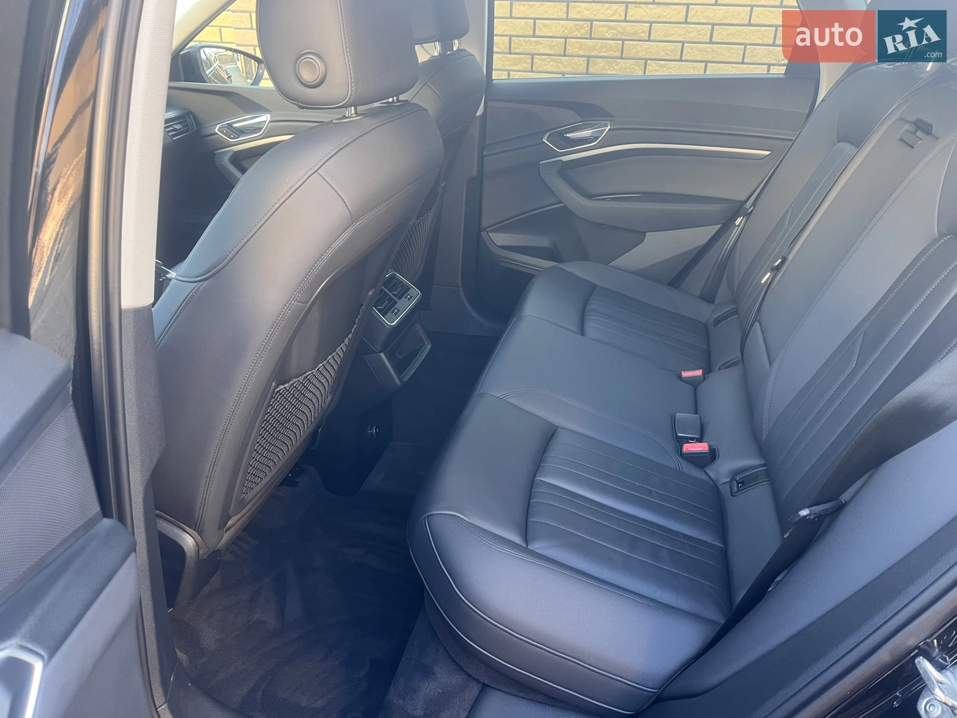2019 Audi e-tron - мініатюра 19