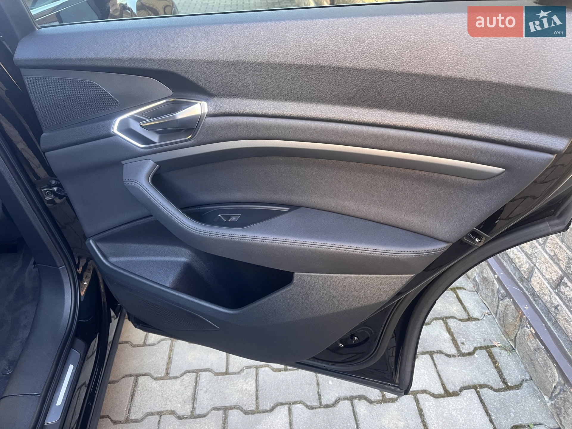 2019 Audi e-tron - мініатюра 26