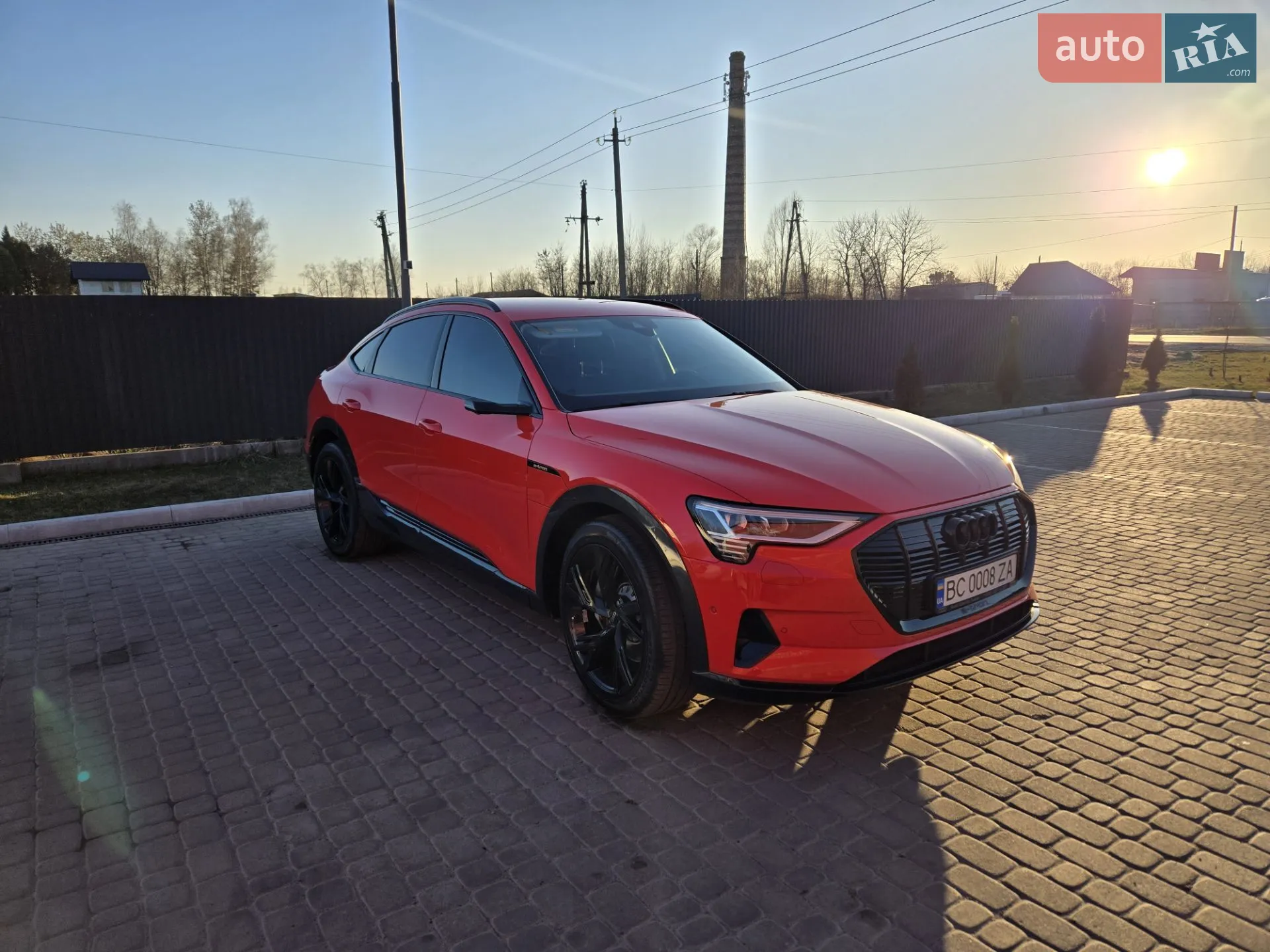 2020 Audi e-tron - мініатюра 9