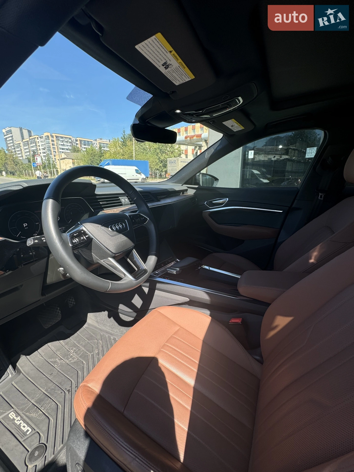 2022 Audi e-tron - мініатюра 8