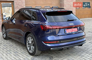 Внедорожник / Кроссовер Audi e-tron 2020 в 