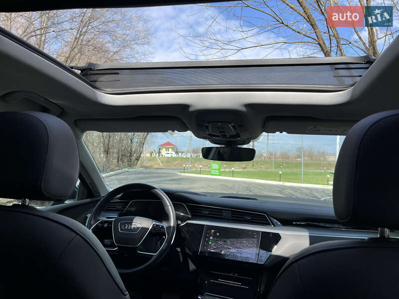 Внедорожник / Кроссовер Audi e-tron 2020 в Днепре