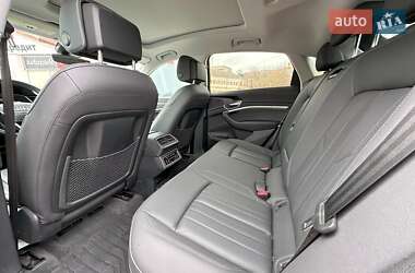 Внедорожник / Кроссовер Audi e-tron 2022 в 