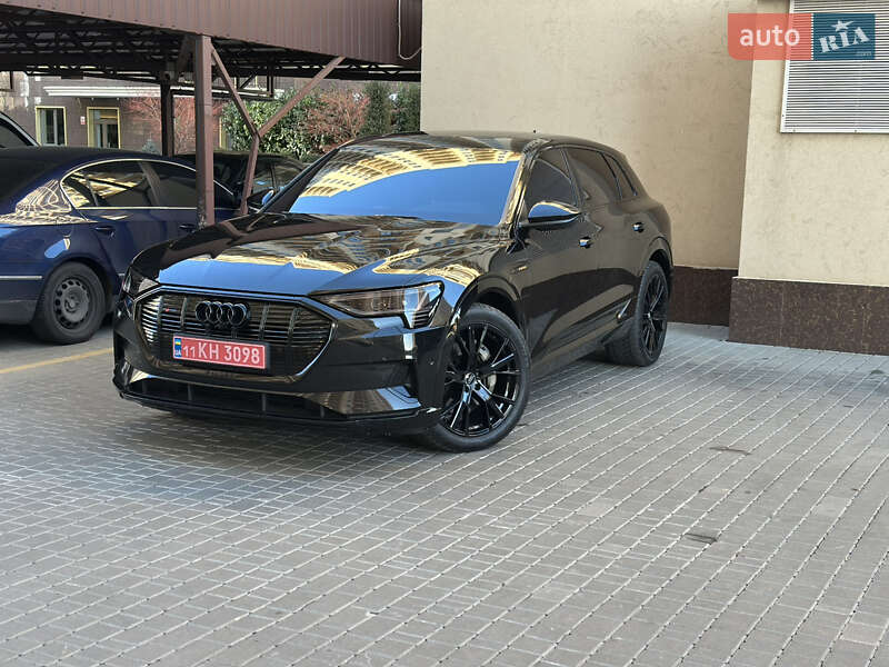 Внедорожник / Кроссовер Audi e-tron 2020 в Одессе