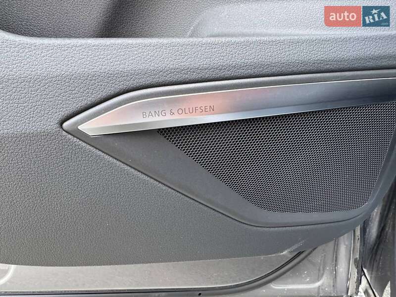 Внедорожник / Кроссовер Audi e-tron 2019 в Черновцах фото 13 Внедорожник / Кроссовер Audi e-tron 2019 в Черновцах