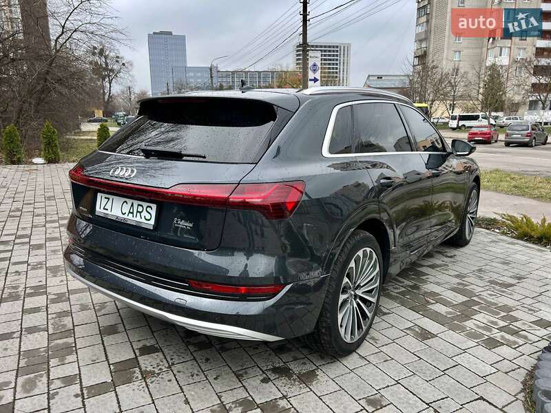 Внедорожник / Кроссовер Audi e-tron 2019 в Львове