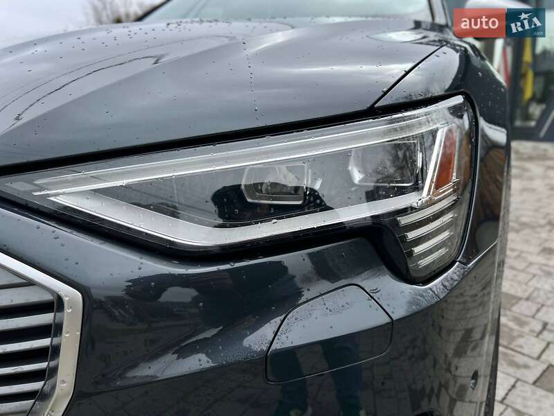 Внедорожник / Кроссовер Audi e-tron 2019 в Львове