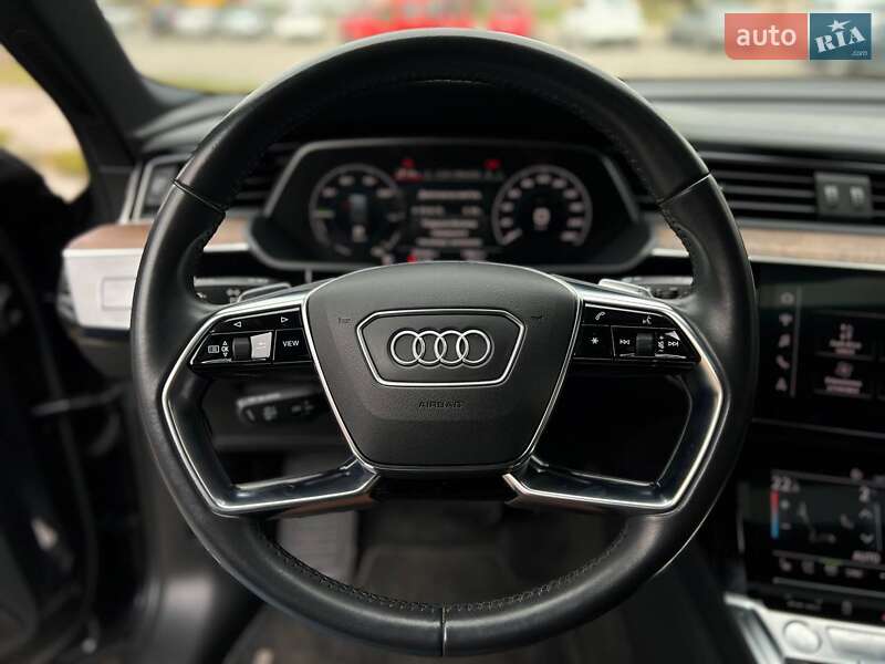 Внедорожник / Кроссовер Audi e-tron 2019 в Львове
