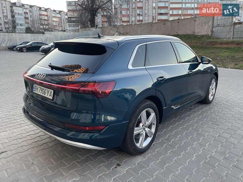 Внедорожник / Кроссовер Audi e-tron 2019 в Одессе