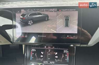 Внедорожник / Кроссовер Audi e-tron 2021 в 