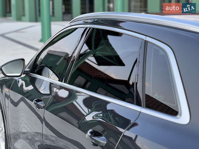 Внедорожник / Кроссовер Audi e-tron 2019 в Киеве