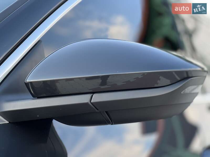Внедорожник / Кроссовер Audi e-tron 2019 в Киеве