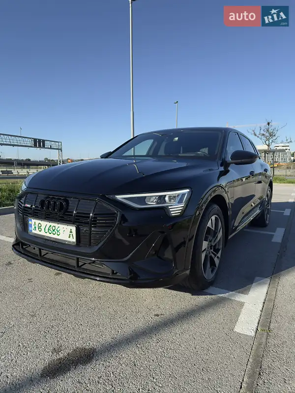Audi e-tron