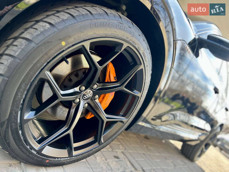 Позашляховик / Кросовер Audi e-tron 2022 в Дніпрі