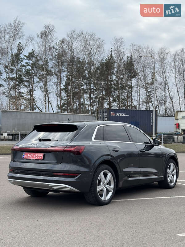 Внедорожник / Кроссовер Audi e-tron 2020 в Ковеле
