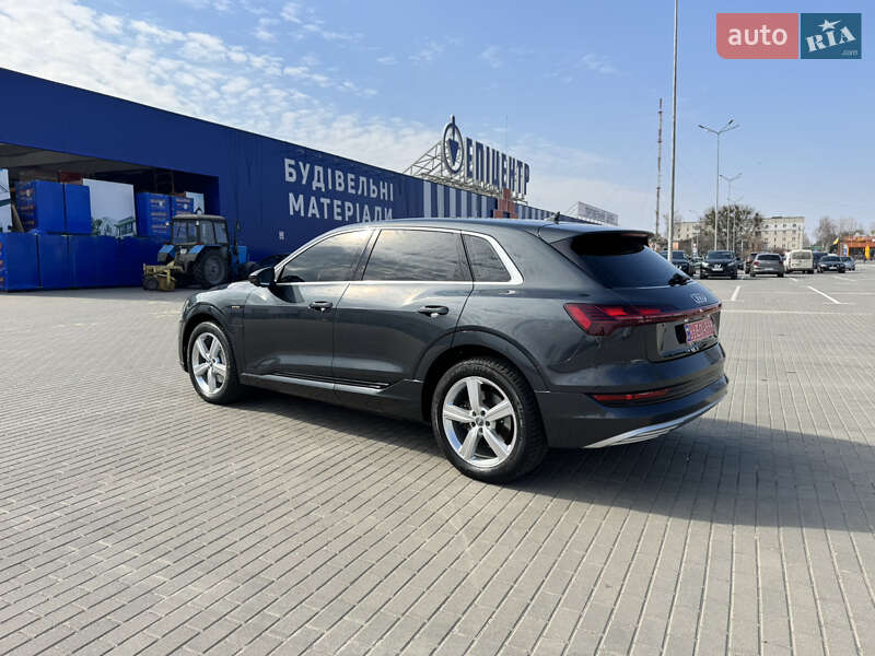 Внедорожник / Кроссовер Audi e-tron 2020 в Ковеле