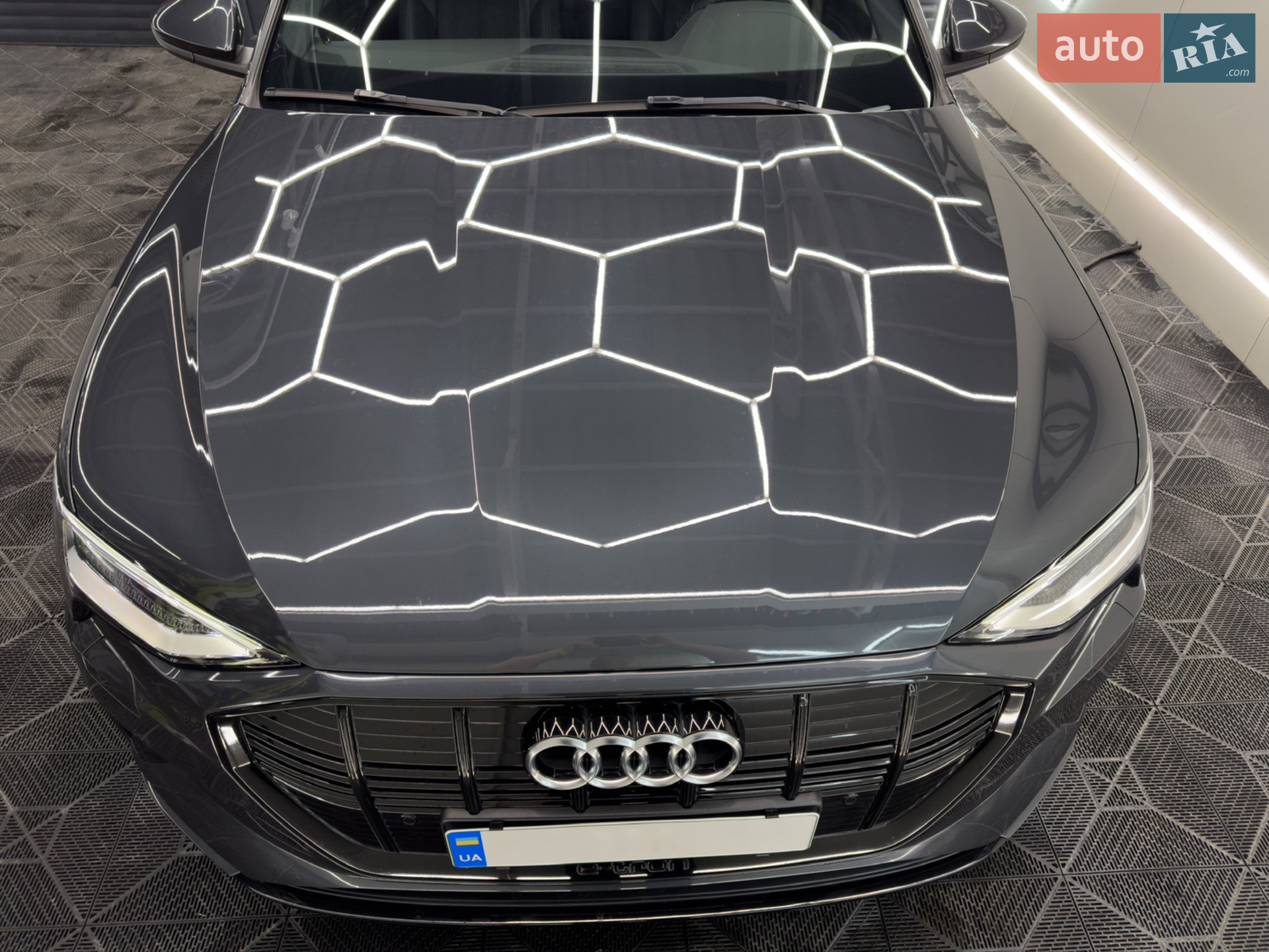 2019 Audi e-tron - мініатюра 5