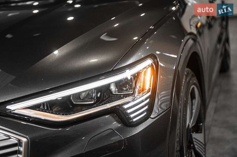 Внедорожник / Кроссовер Audi e-tron 2019 в Одессе
