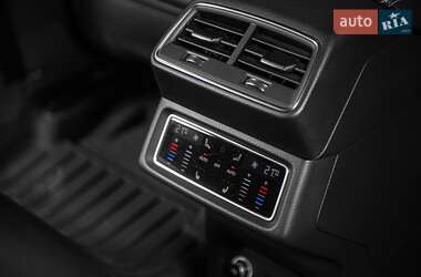 Внедорожник / Кроссовер Audi e-tron 2019 в 
