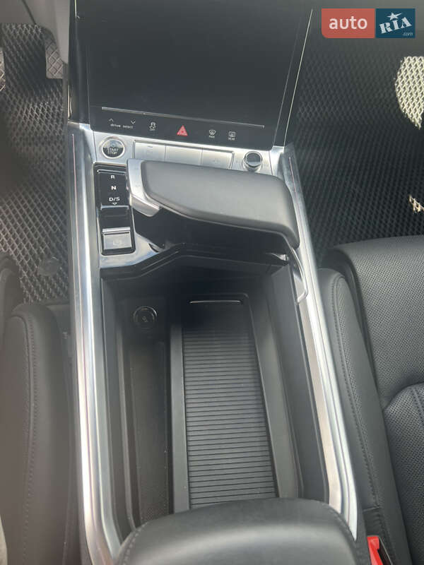 Внедорожник / Кроссовер Audi e-tron 2022 в Одессе