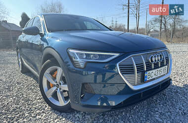 Внедорожник / Кроссовер Audi e-tron 2021 в 