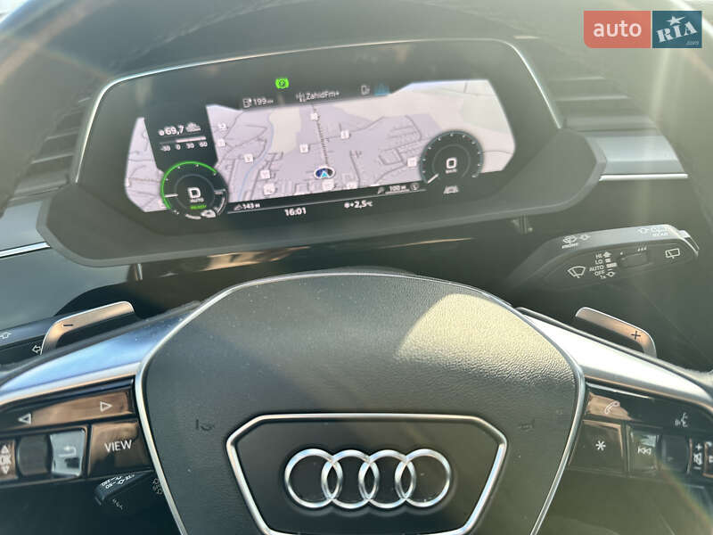 Внедорожник / Кроссовер Audi e-tron 2021 в Иршаве