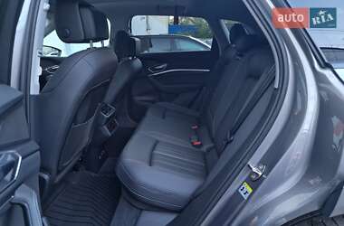 Внедорожник / Кроссовер Audi e-tron 2020 в 