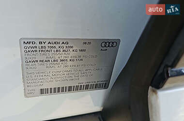 Позашляховик / Кросовер Audi e-tron 2020 в 