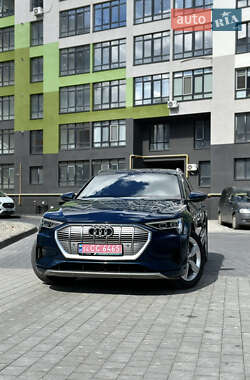 Внедорожник / Кроссовер Audi e-tron 2019 в 