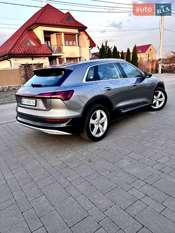 Внедорожник / Кроссовер Audi e-tron 2019 в Ужгороде фото 30 Внедорожник / Кроссовер Audi e-tron 2019 в Ужгороде