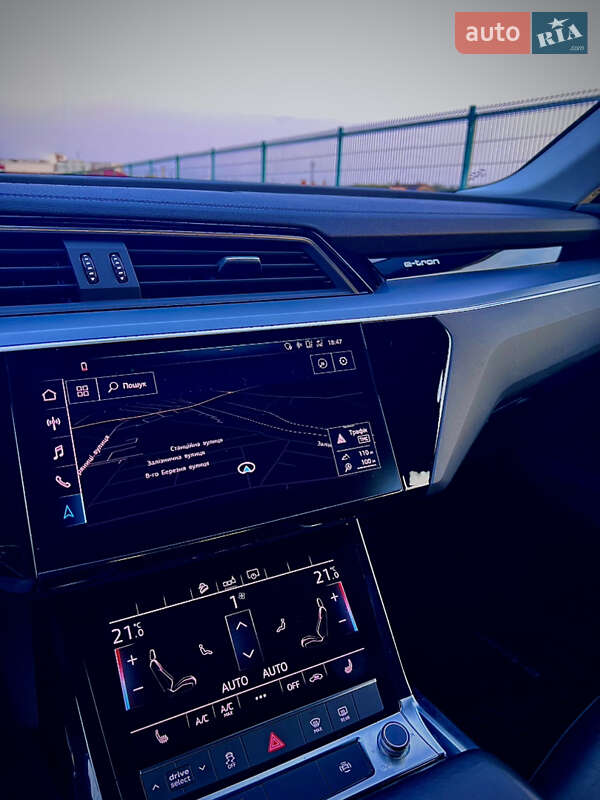 Внедорожник / Кроссовер Audi e-tron 2019 в Ужгороде фото 39 Внедорожник / Кроссовер Audi e-tron 2019 в Ужгороде