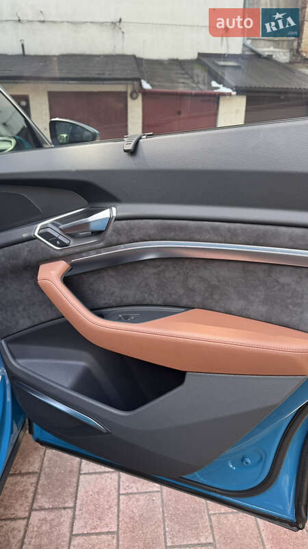 Внедорожник / Кроссовер Audi e-tron 2019 в Львове