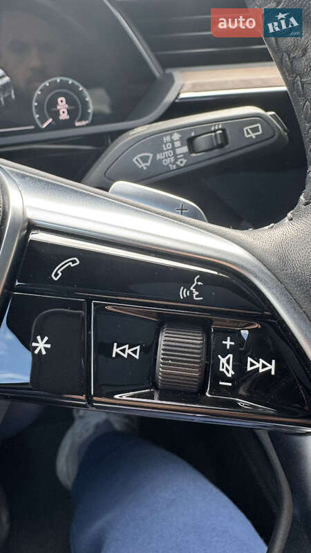 Внедорожник / Кроссовер Audi e-tron 2019 в Львове