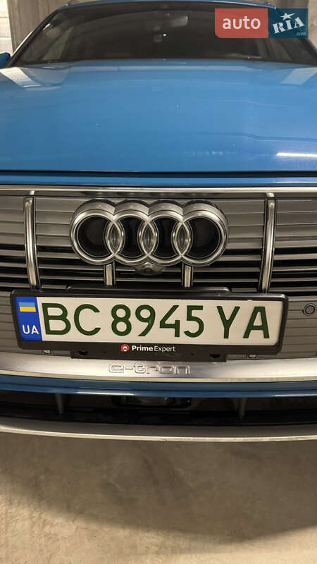Внедорожник / Кроссовер Audi e-tron 2019 в Львове