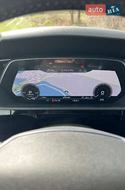Внедорожник / Кроссовер Audi e-tron 2019 в 