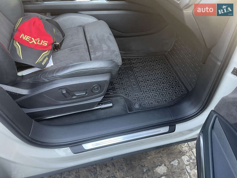 Внедорожник / Кроссовер Audi e-tron 2019 в Житомире