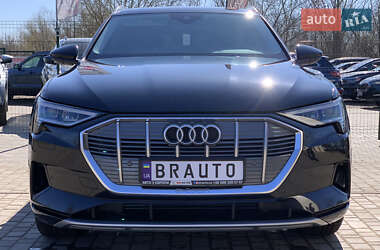 Позашляховик / Кросовер Audi e-tron 2019 в 