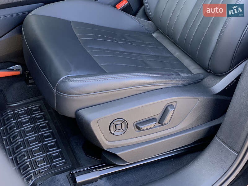 Внедорожник / Кроссовер Audi e-tron 2019 в Бердичеве