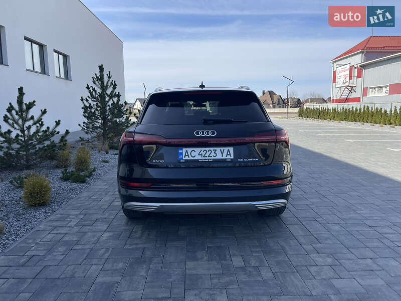 Позашляховик / Кросовер Audi e-tron 2019 в Луцьку