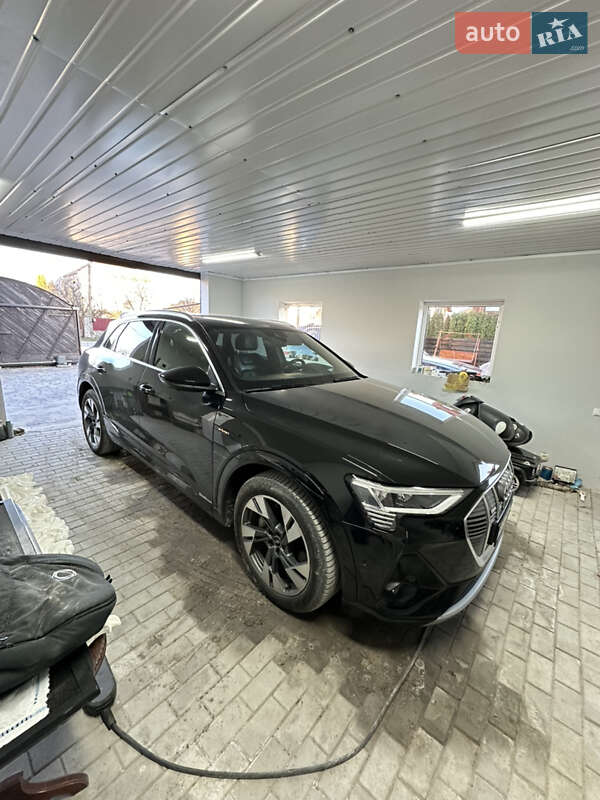 Позашляховик / Кросовер Audi e-tron 2021 в Тернополі фото 53 Позашляховик / Кросовер Audi e-tron 2021 в Тернополі