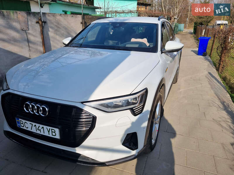 Внедорожник / Кроссовер Audi e-tron 2019 в Львове