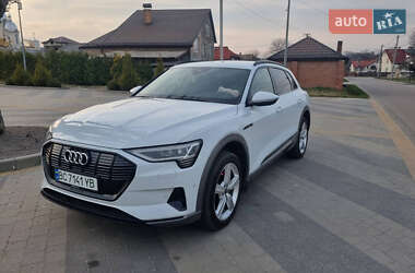 Внедорожник / Кроссовер Audi e-tron 2019 в Львове