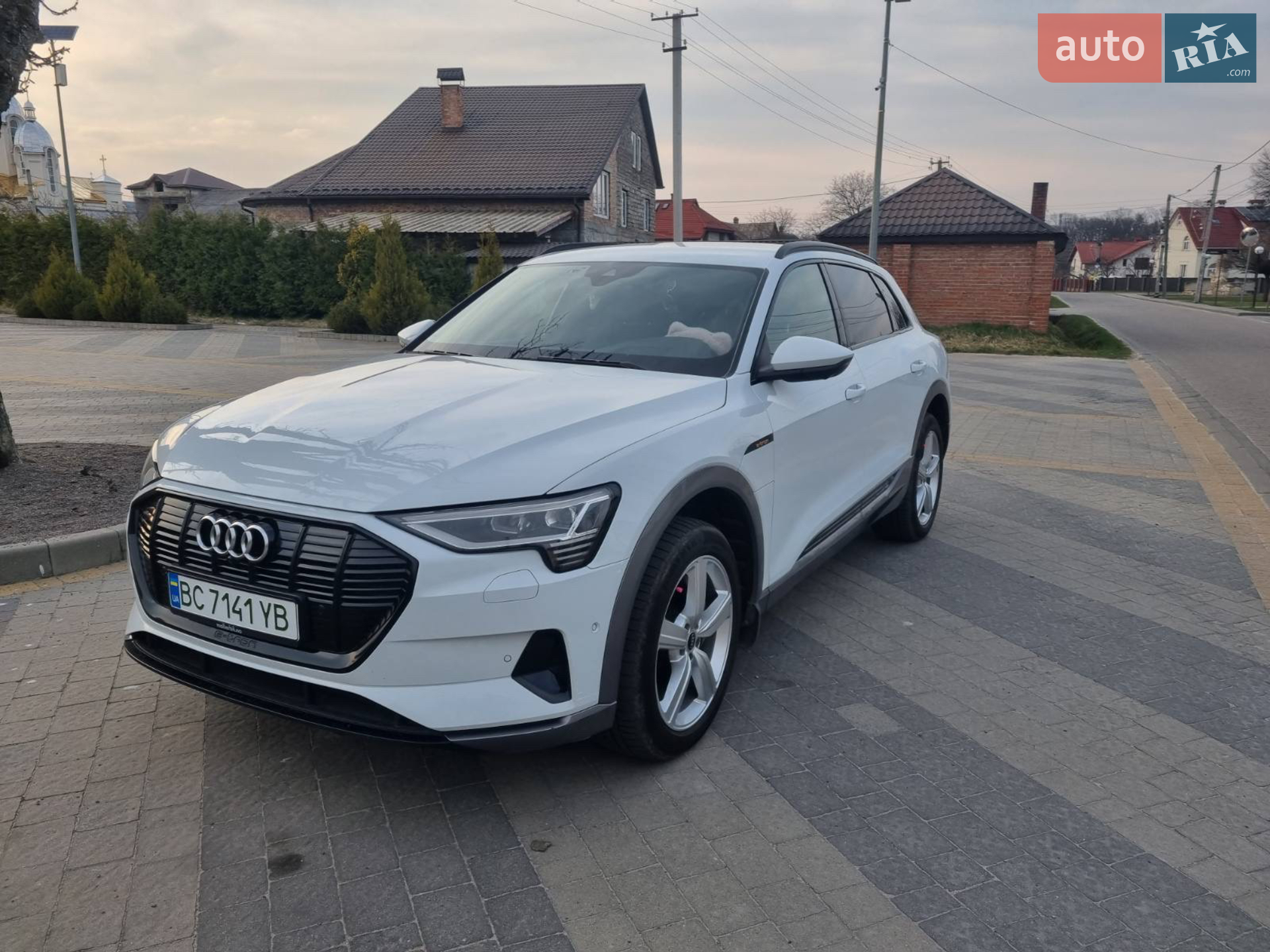 2019 Audi e-tron - мініатюра 20
