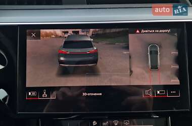 Позашляховик / Кросовер Audi e-tron 2020 в 
