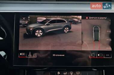 Позашляховик / Кросовер Audi e-tron 2020 в 